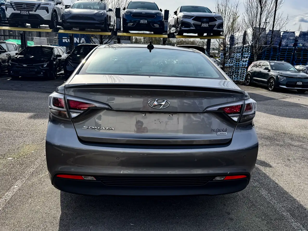 Hyundai SONATA снимка Hyundai SONATA
