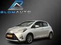 Toyota Yaris 1.5 Hybrid Executive 101PK NAVI+CAMERA NL AUTO Grau - thumbnail 1