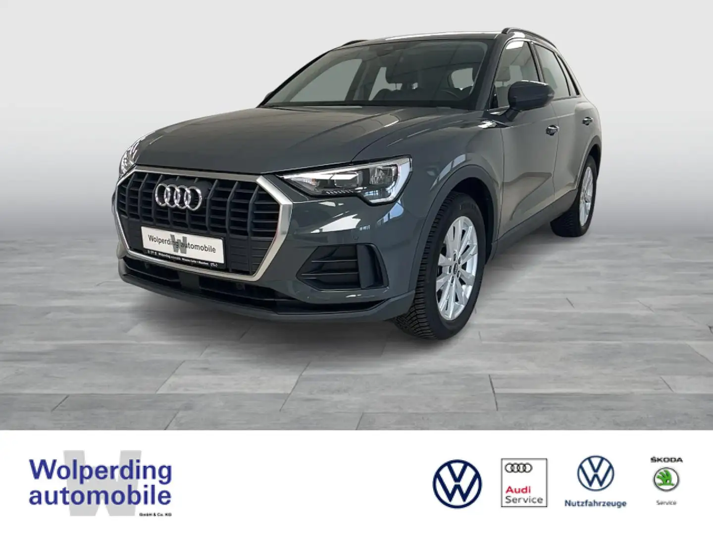 Audi Q3 35 TFSI S-tronic Bluetooth Navi LED Klima Grau - 1