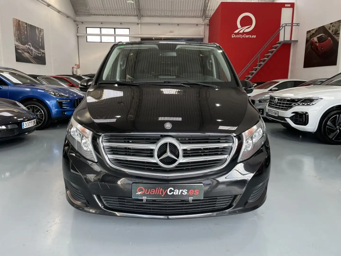Mercedes-Benz V 220 220d Largo Exclusive 7GT Negru - 2