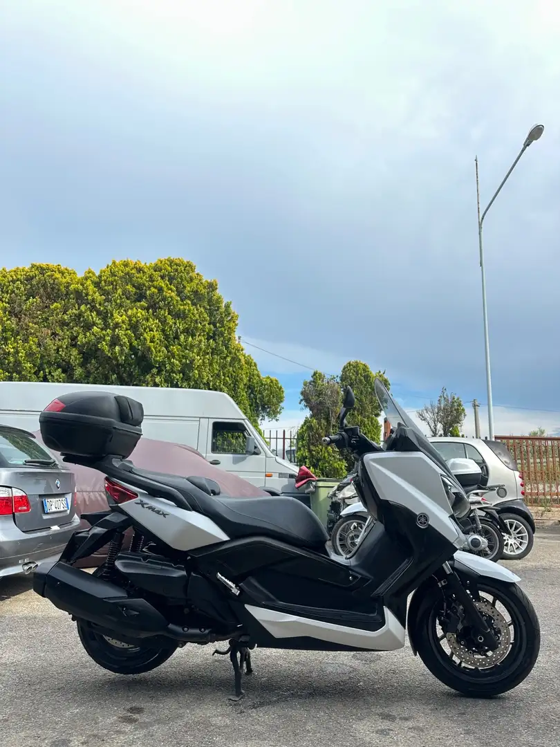 Yamaha X-Max 400 Bianco - 2