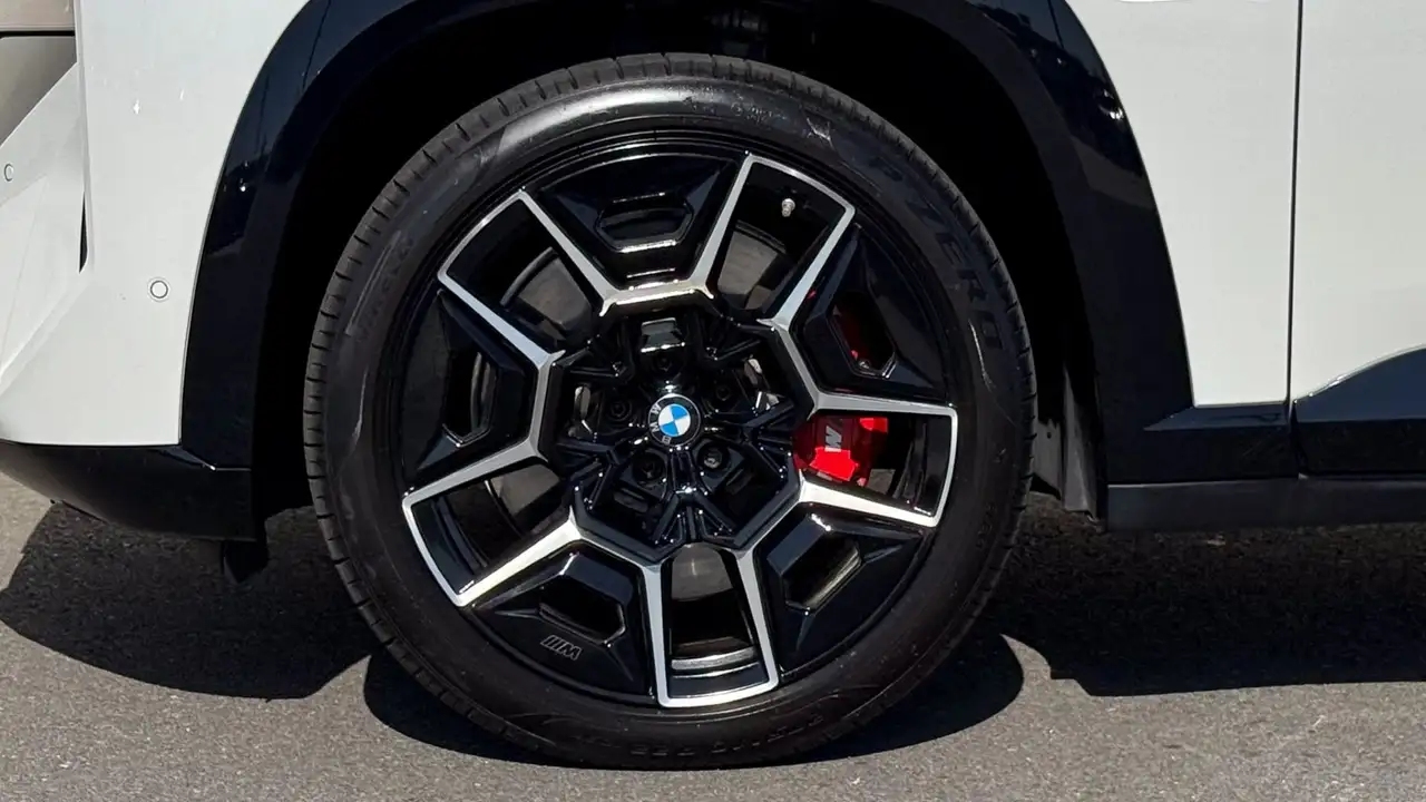 BMW XM 50e, миниатюра 8