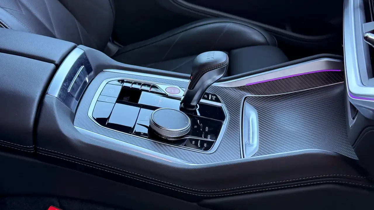 BMW XM 50e, миниатюра 24