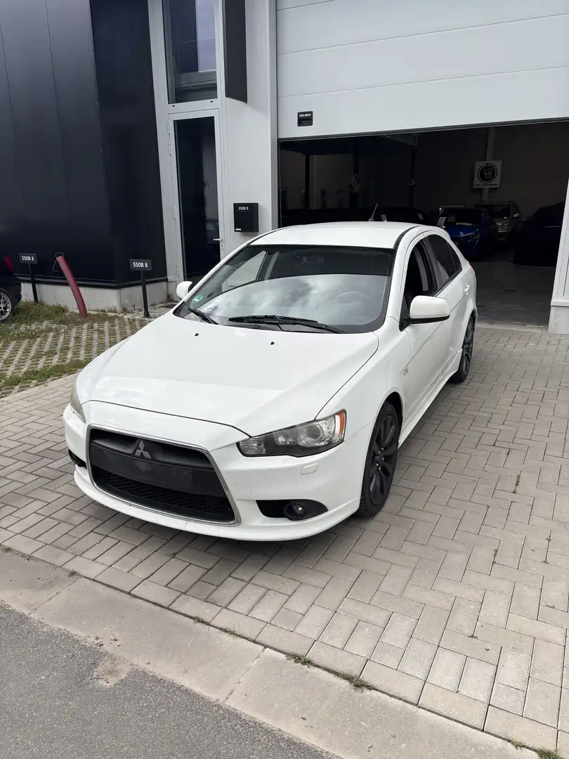 Mitsubishi Lancer Evo marchand ou export - 1