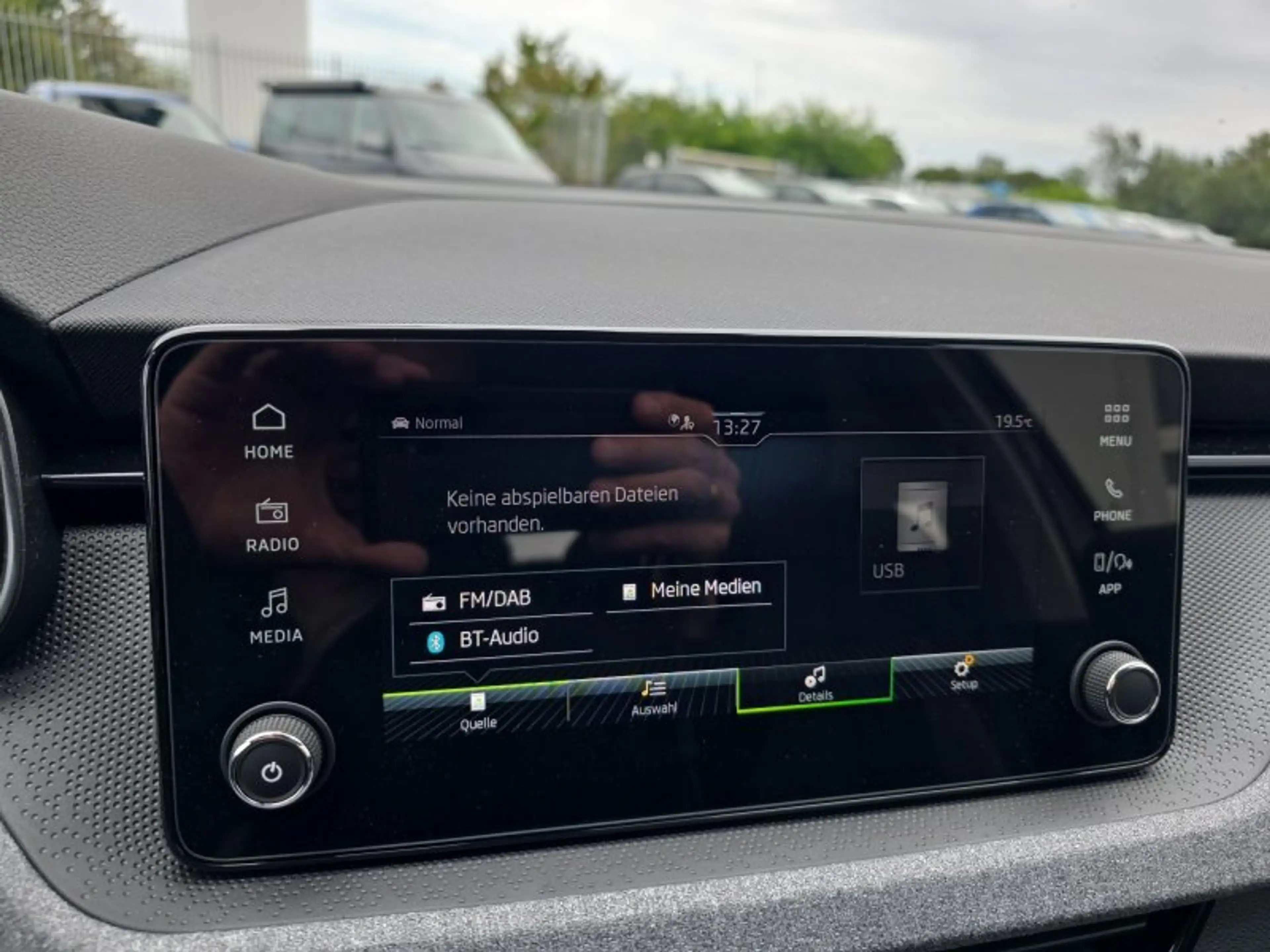 Skoda Kamiq Selection 1,5TSI DSG AHK/Kamera/LED/Kessy/Winterp. — photo 29