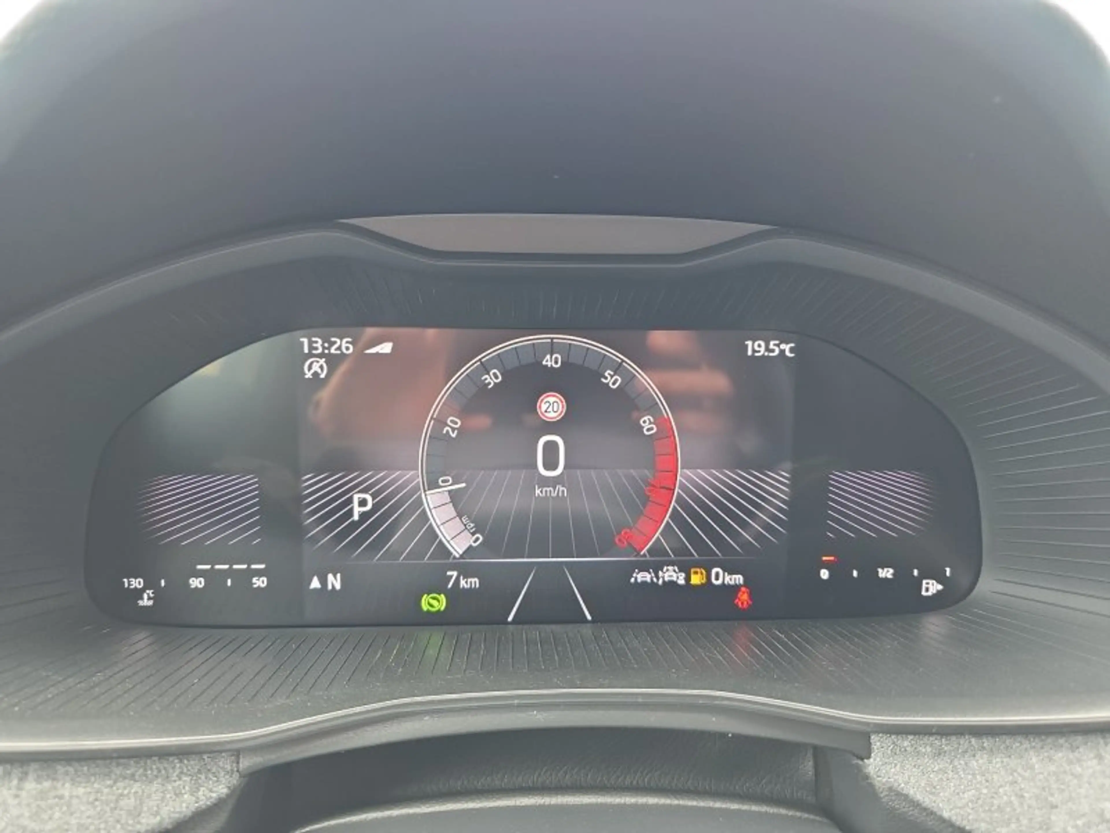 Skoda Kamiq Selection 1,5TSI DSG AHK/Kamera/LED/Kessy/Winterp. — photo 21