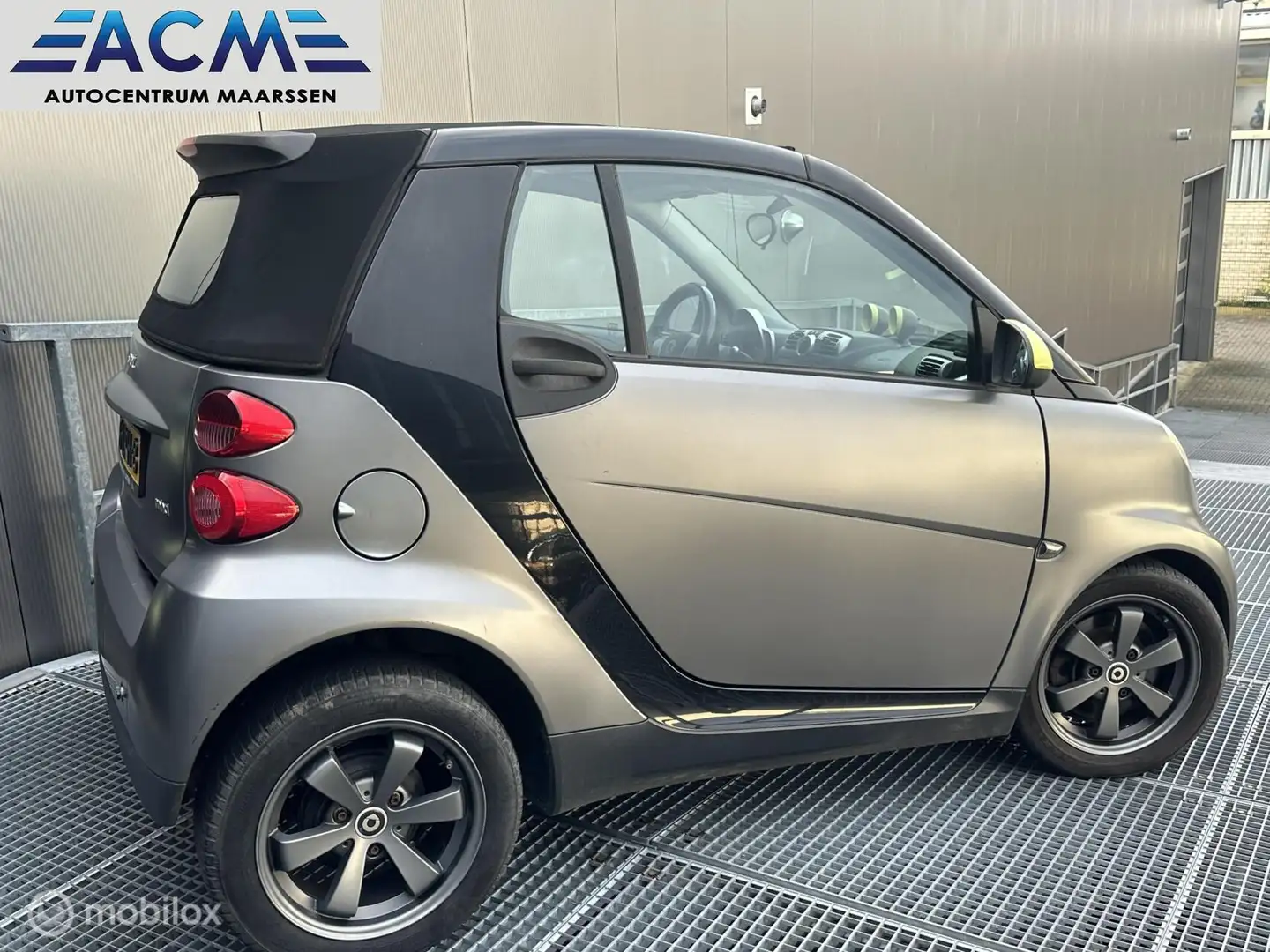smart forTwo cabrio 1.0 mhd edition greystyle Noir - 2