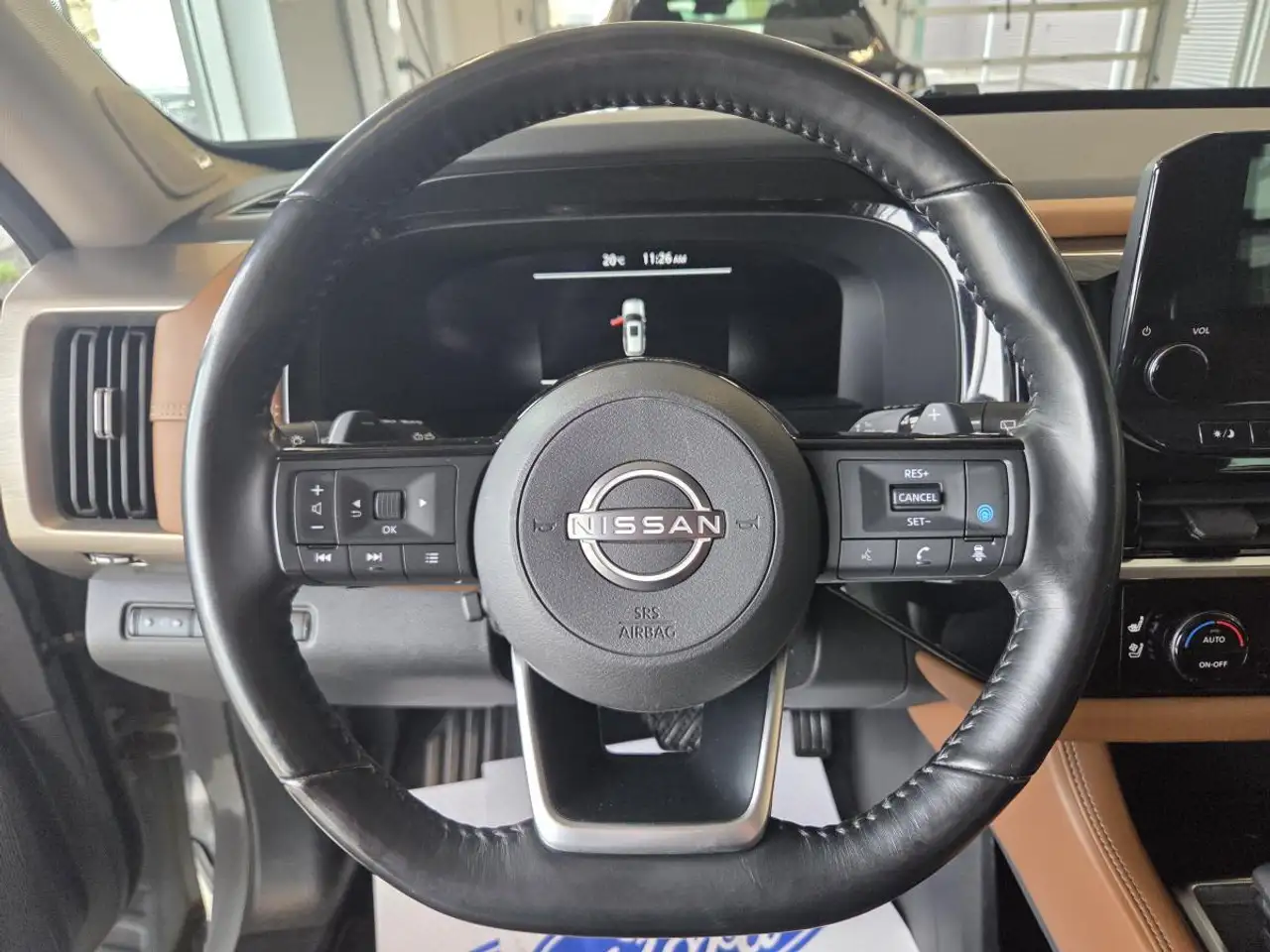 Nissan Pathfinder photo Nissan Pathfinder