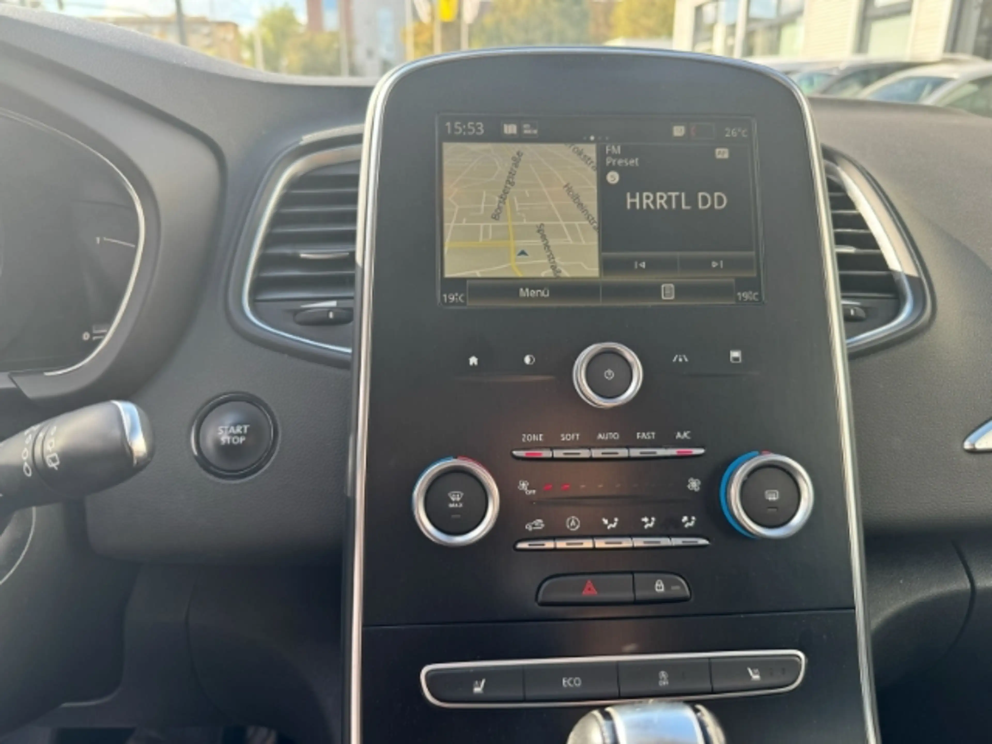 Renault Scenic IV Limited — photo 13