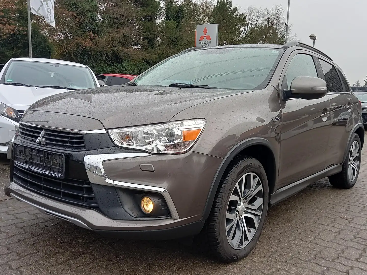 Mitsubishi ASX Top 4WD AT /Leder/Navi/AHK/ Braun - 1