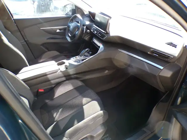 Peugeot 5008 view 15