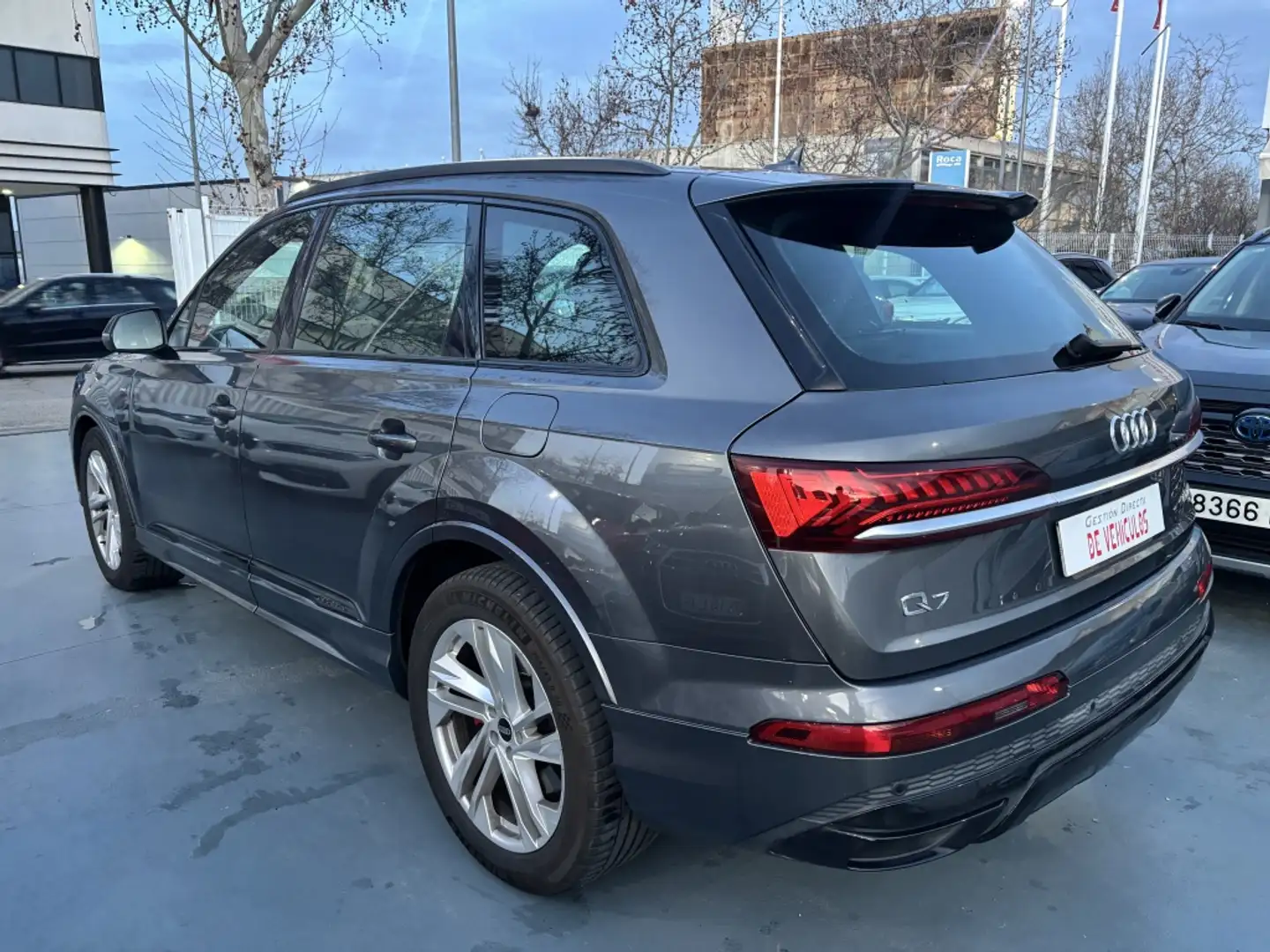 Audi Q7 60 TFSIe S line quattro tiptronic Gris - 2