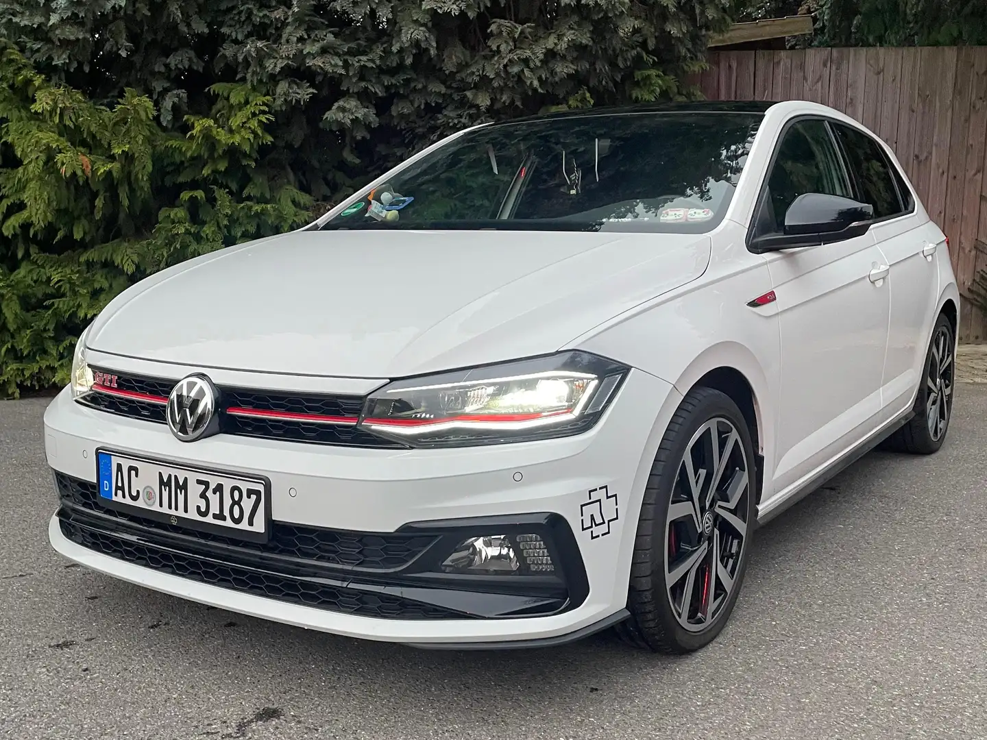 Volkswagen Polo GTI Polo 2.0 TSI OPF DSG GTI Weiß - 1
