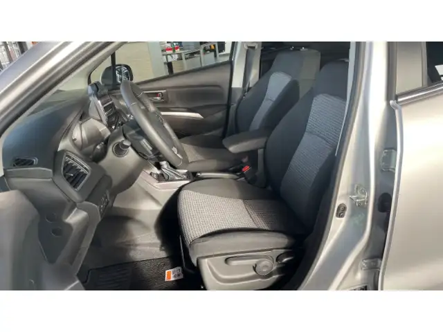 Suzuki SX4 S-Cross view 13