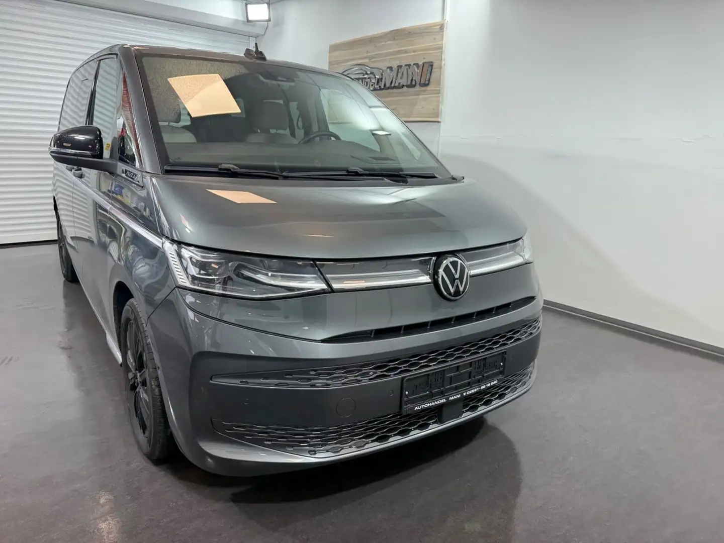 Volkswagen T7 Multivan Style/5-J Garantie/Head-Up Display/ Gris - 1