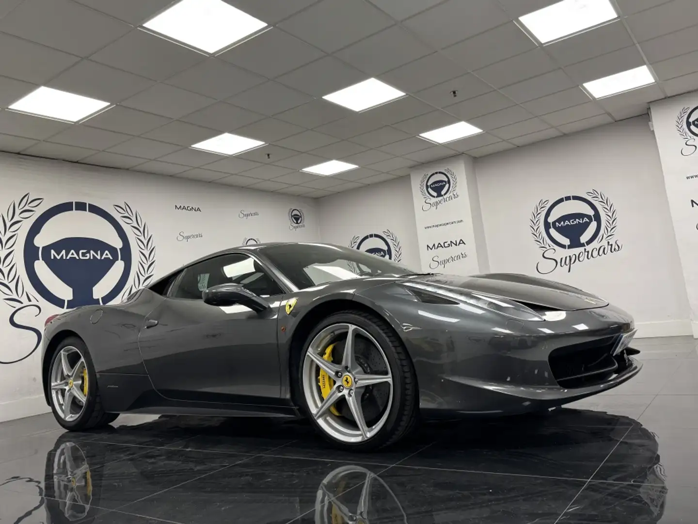Ferrari 458 Italia Gris - 2