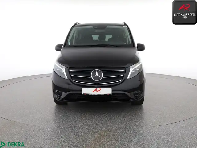 Mercedes-Benz Vito view 8