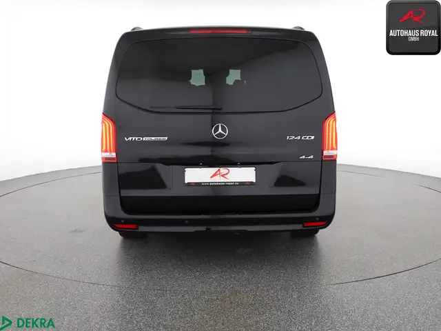 Mercedes-Benz Vito view 4