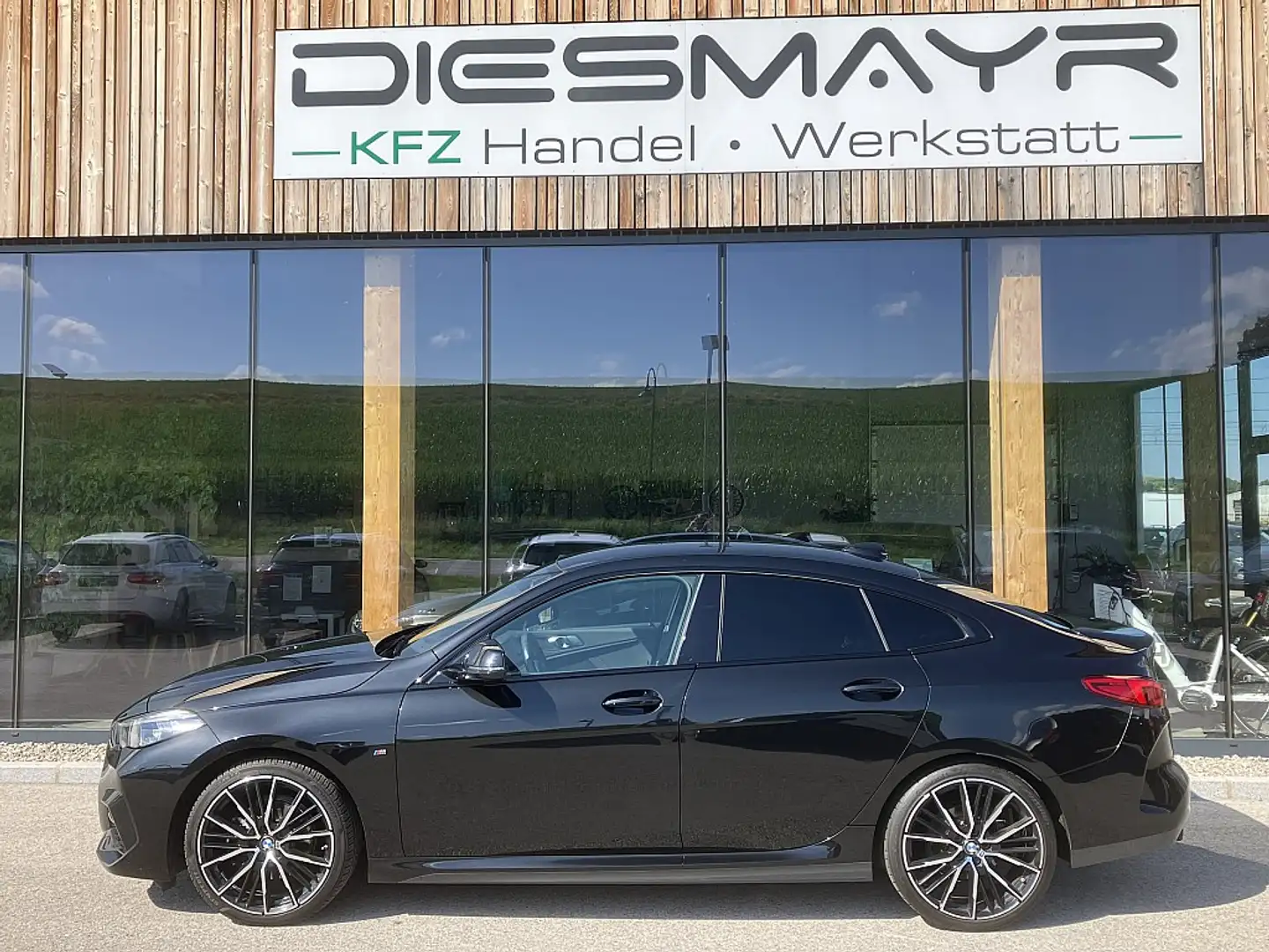 BMW 218 i Gran Coupe M-Paket Außen und Innen TOP AUSSTA... Negru - 2