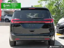Chrysler Pacifica 2027