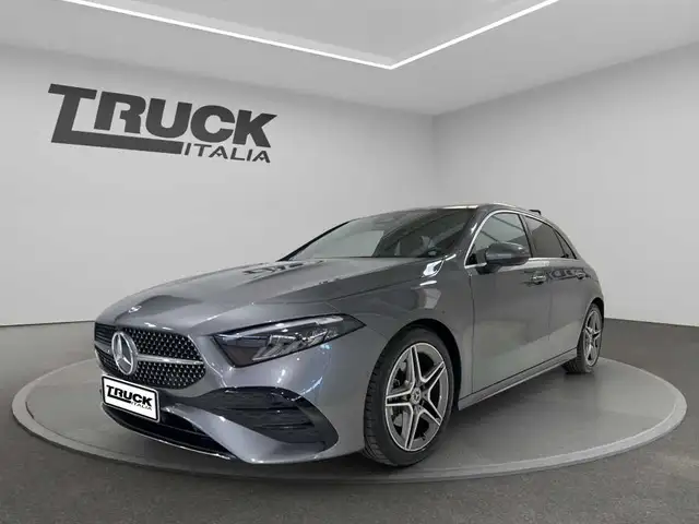Mercedes-Benz A 180 - A 180 d AMG Line Advanced Plus auto