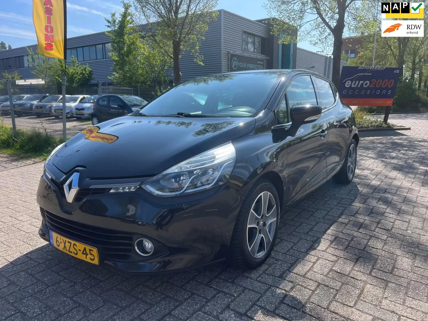 Renault Clio 0.9 TCe ECO Night&Day - Lmv - Navi - Keurig Zwart - 1