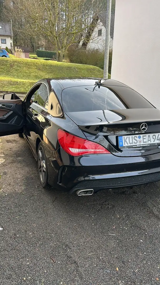 Mercedes-Benz CLA 220 CDI 7G-DCT AMG Line - 2