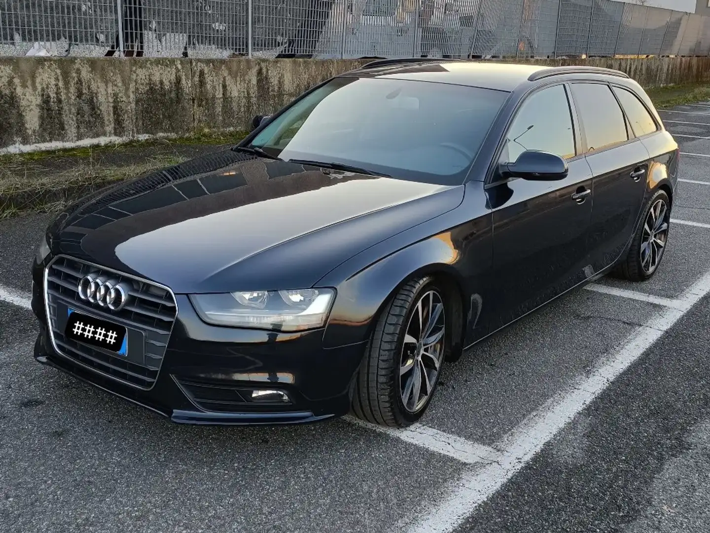 Audi A4 2.0 tdi 143cv Blu/Azzurro - 2