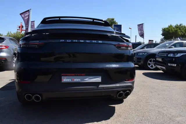 Porsche Cayenne view 10