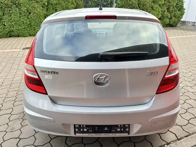 Hyundai I30 view 5