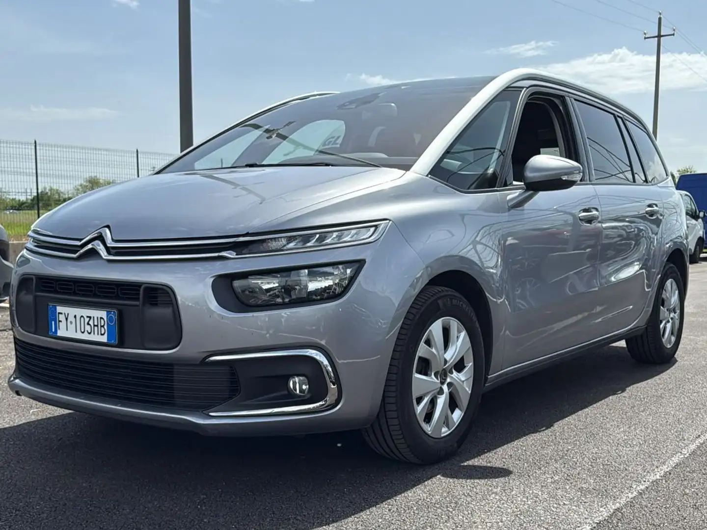 Citroen C4 Grand Spacetourer 1.5bluhdi 7 posti  S tg: FY103HB Grigio - 2