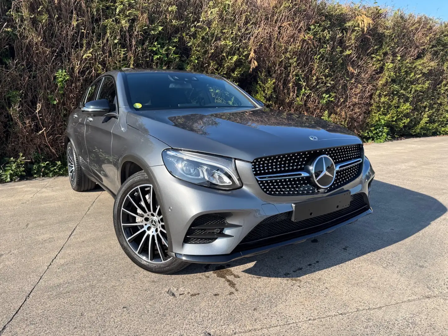 Mercedes-Benz GLC 220 d Coupé 4-Matic (EU6c) PACK AMG**50.000KM** Gris - 2
