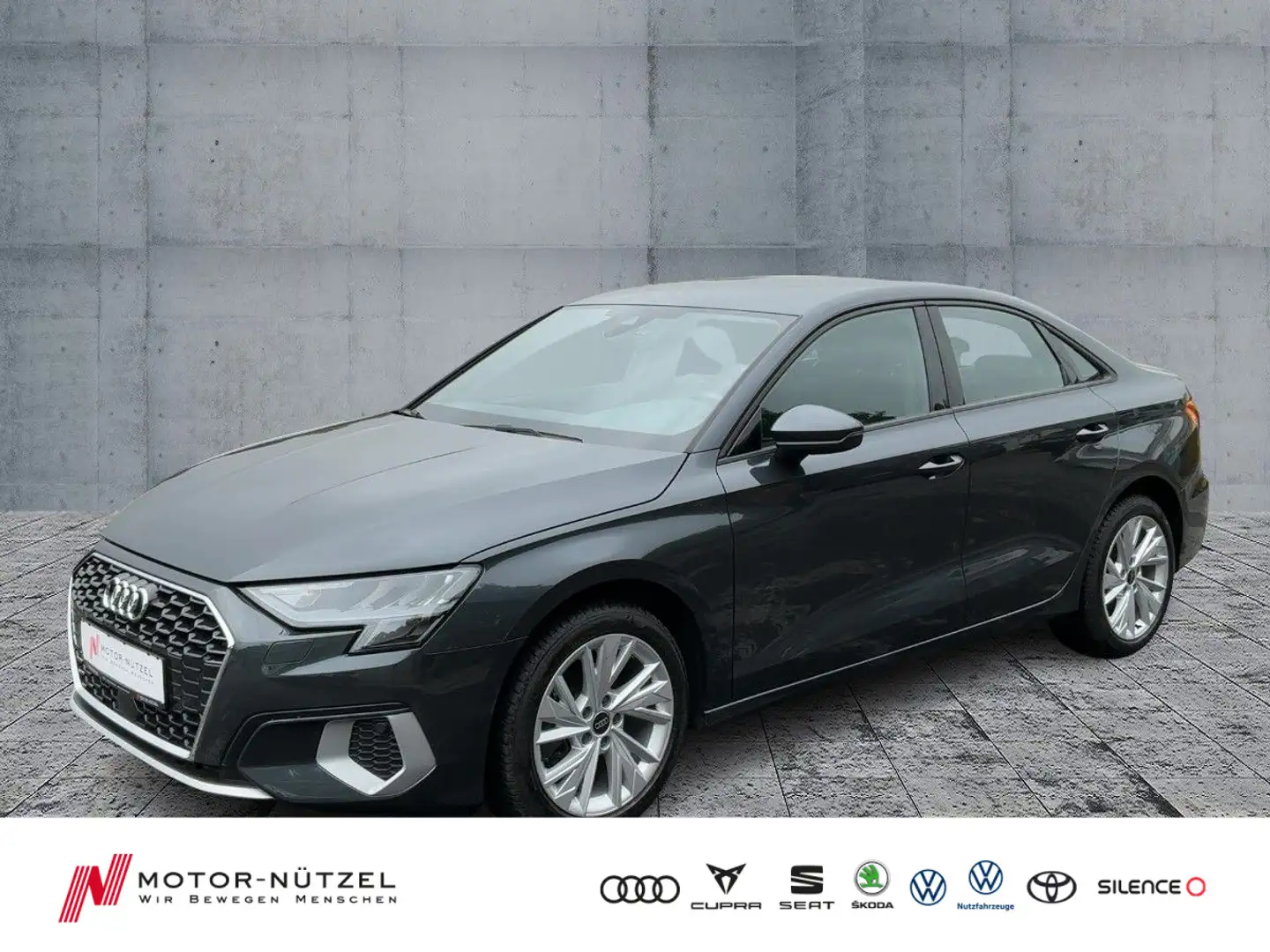 Audi A3 30 TFSI S-TR 5JG+LED+NAV+AHK+ACC+VC Grau - 1