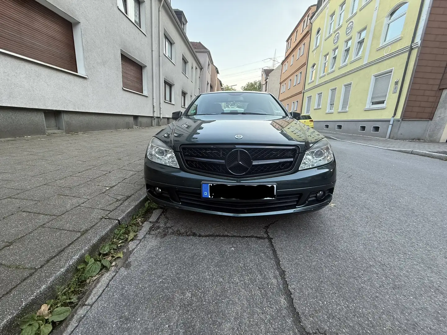 Mercedes-Benz C 200 Green - 1