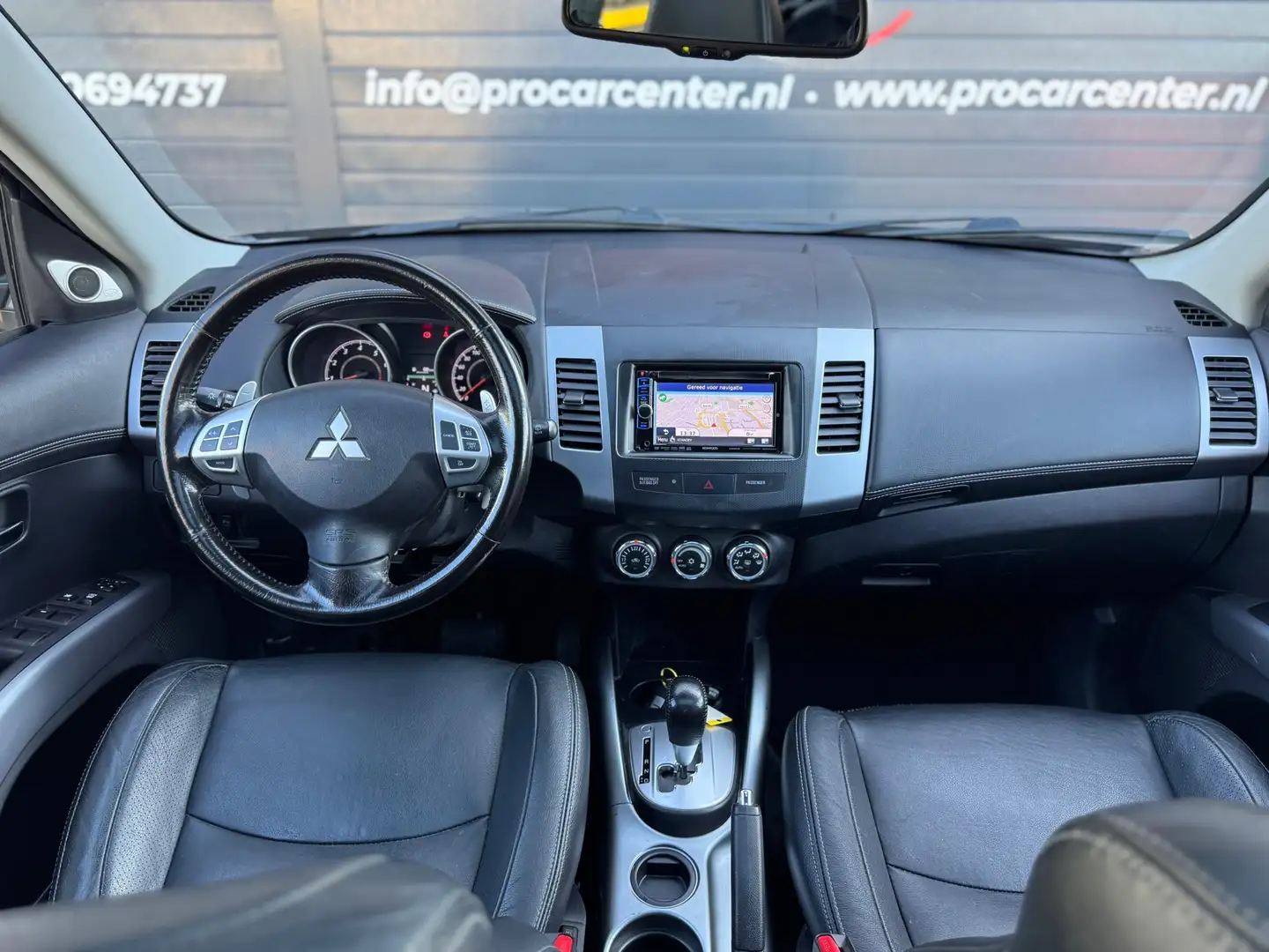 Mitsubishi Outlander 2.0 Edition Two DAK|AUT|CLIMATE|CRUISE|CAM|PDC|STO Brun - 2