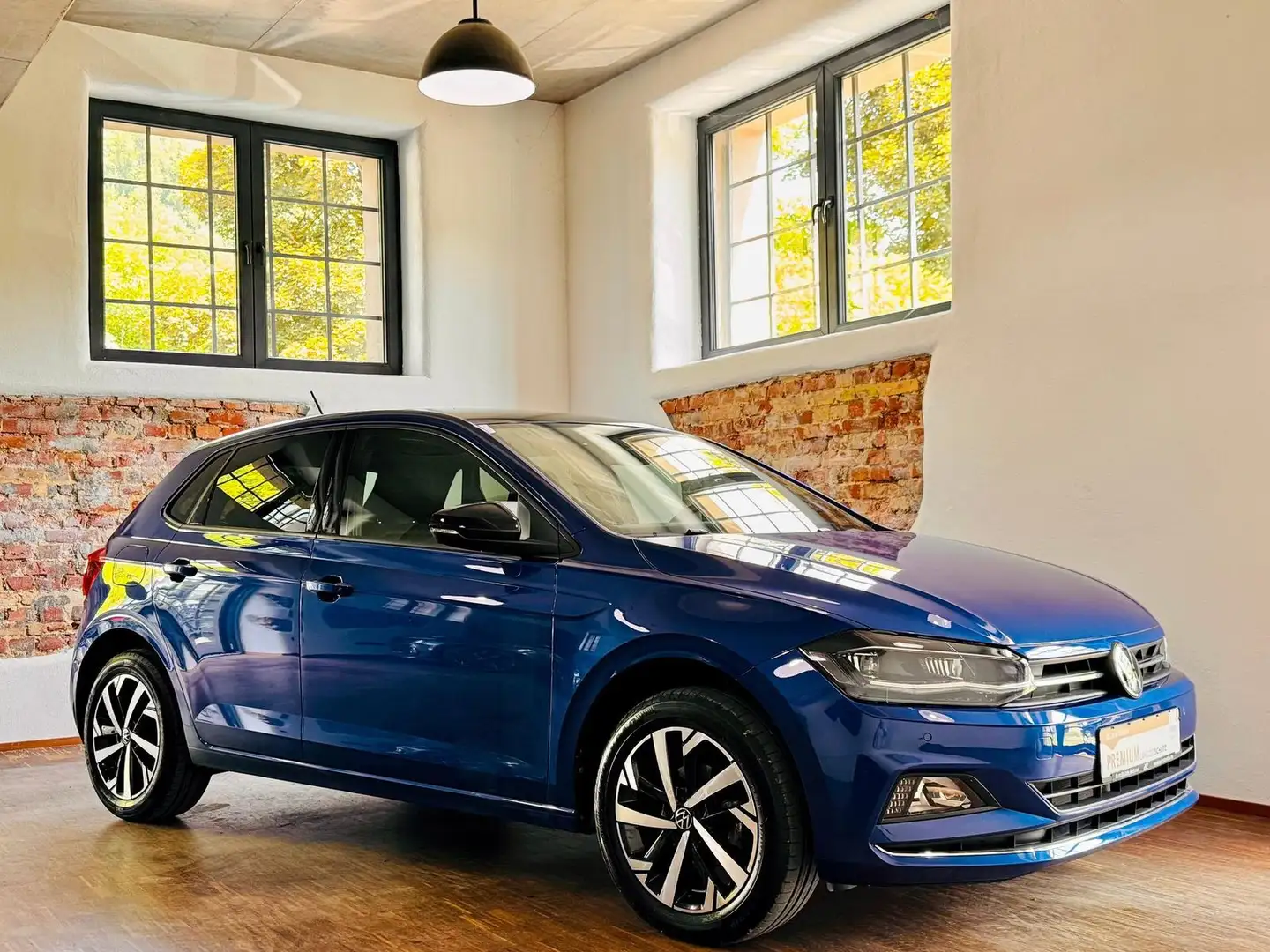 Volkswagen Polo 1.0 TSI Highline BlackStyle LED Kamera Navi Schwarz - 2