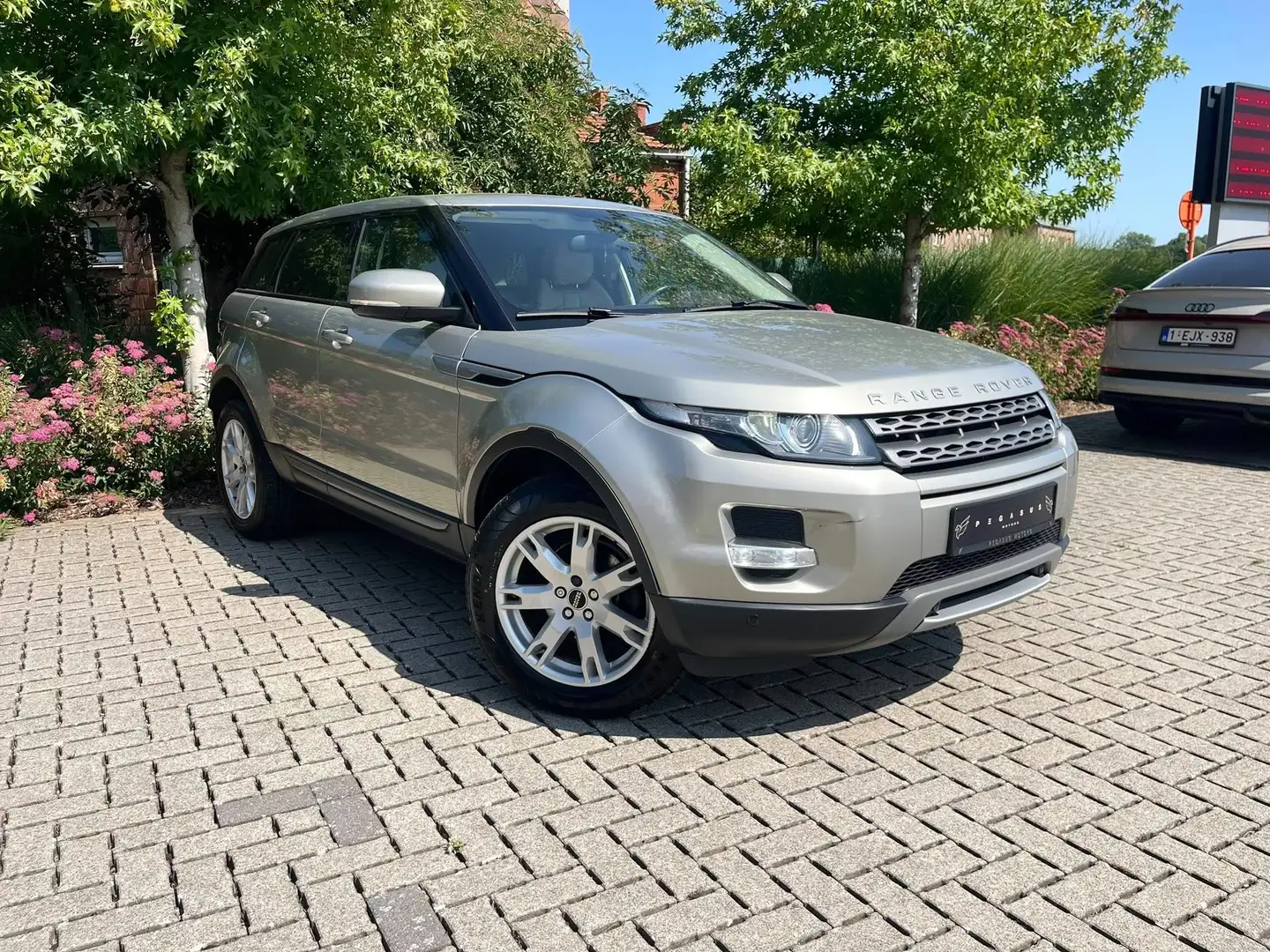 Land Rover Range Rover Evoque 2.2 - 2012/179.000km/Euro 5 - Gekeurd Goud - 2