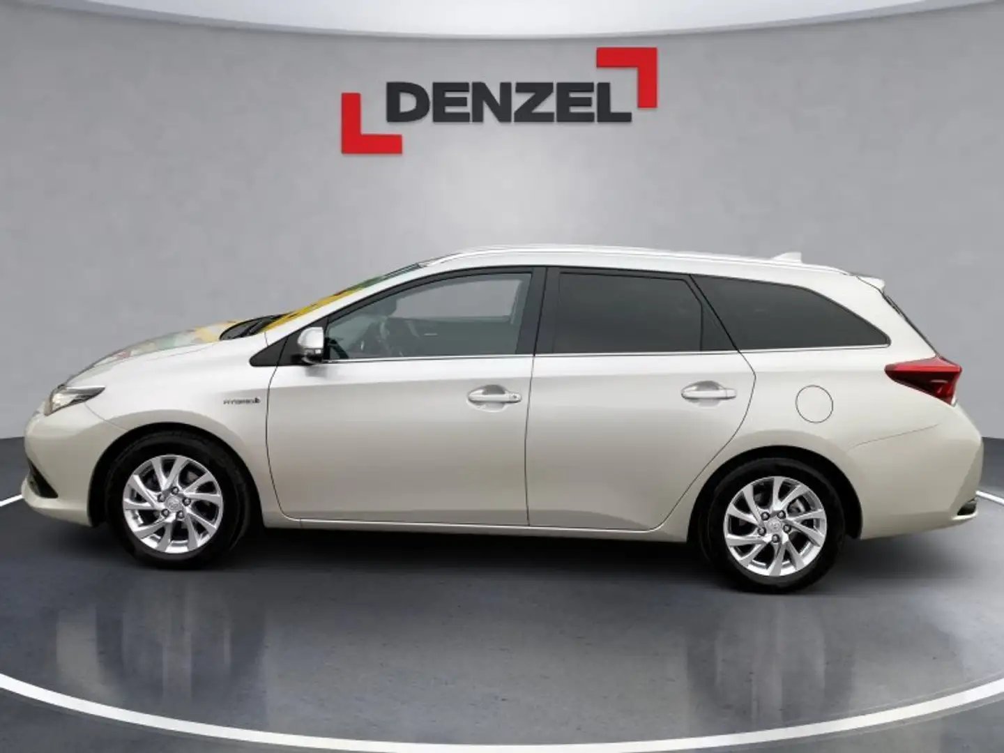 Toyota Auris TS 1,8 VVT-i H Silber - 2