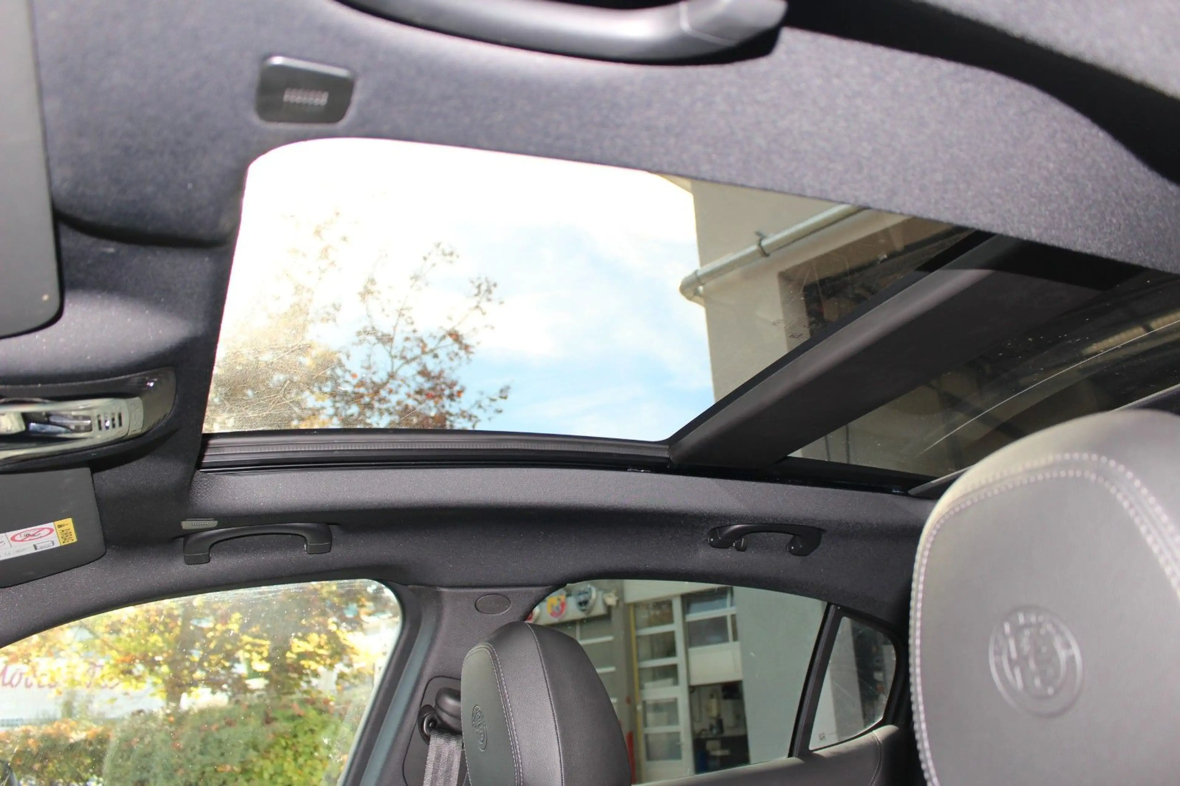 Alfa Romeo Stelvio Veloce Q4 MATRIX/PANO/PREMIUM-PAKET — photo 9