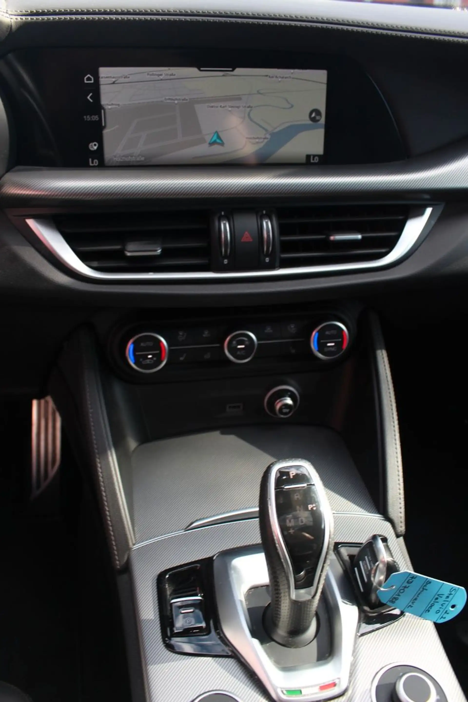 Alfa Romeo Stelvio Veloce Q4 MATRIX/PANO/PREMIUM-PAKET — photo 13