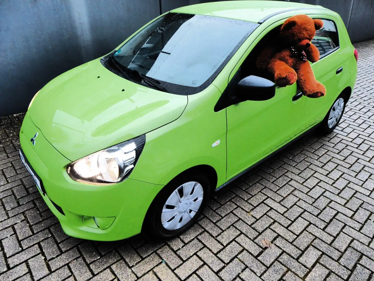Mitsubishi Space Star Klassik Kollektion 1.Hand Scheckheft Grün - 1