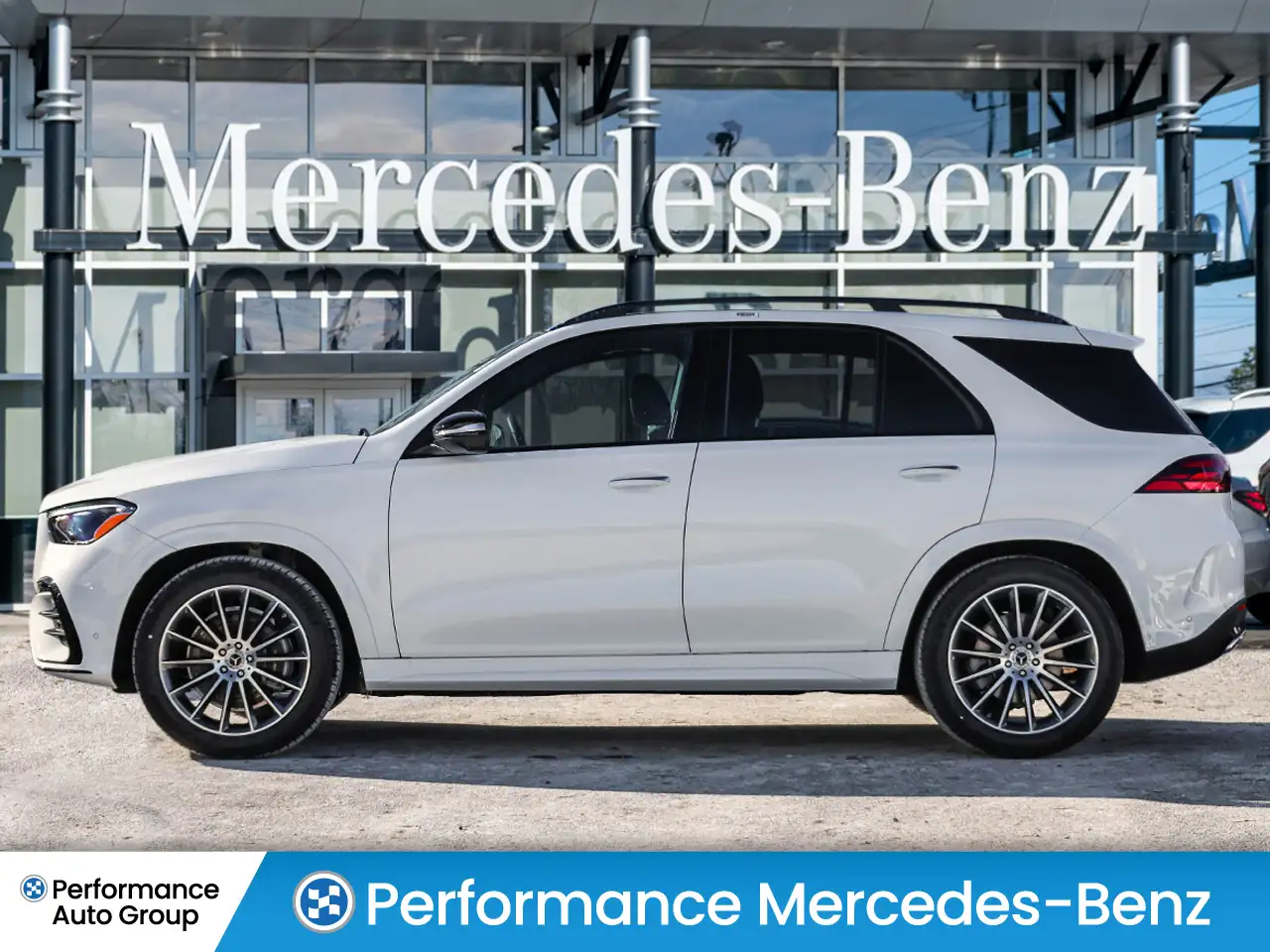 Mercedes-Benz GLE снимка Mercedes-Benz GLE