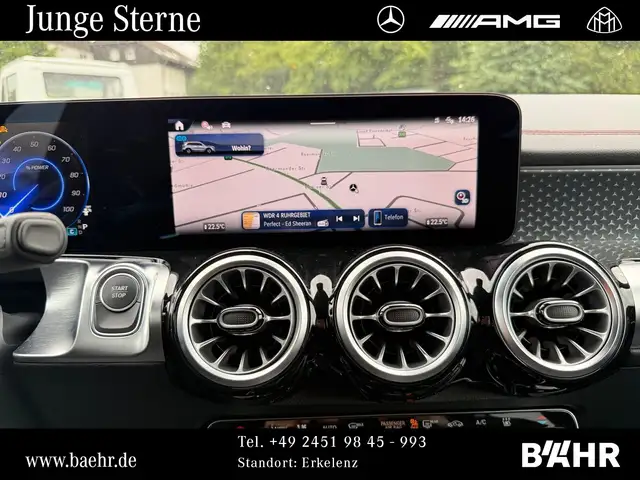 Mercedes-Benz EQB view 12