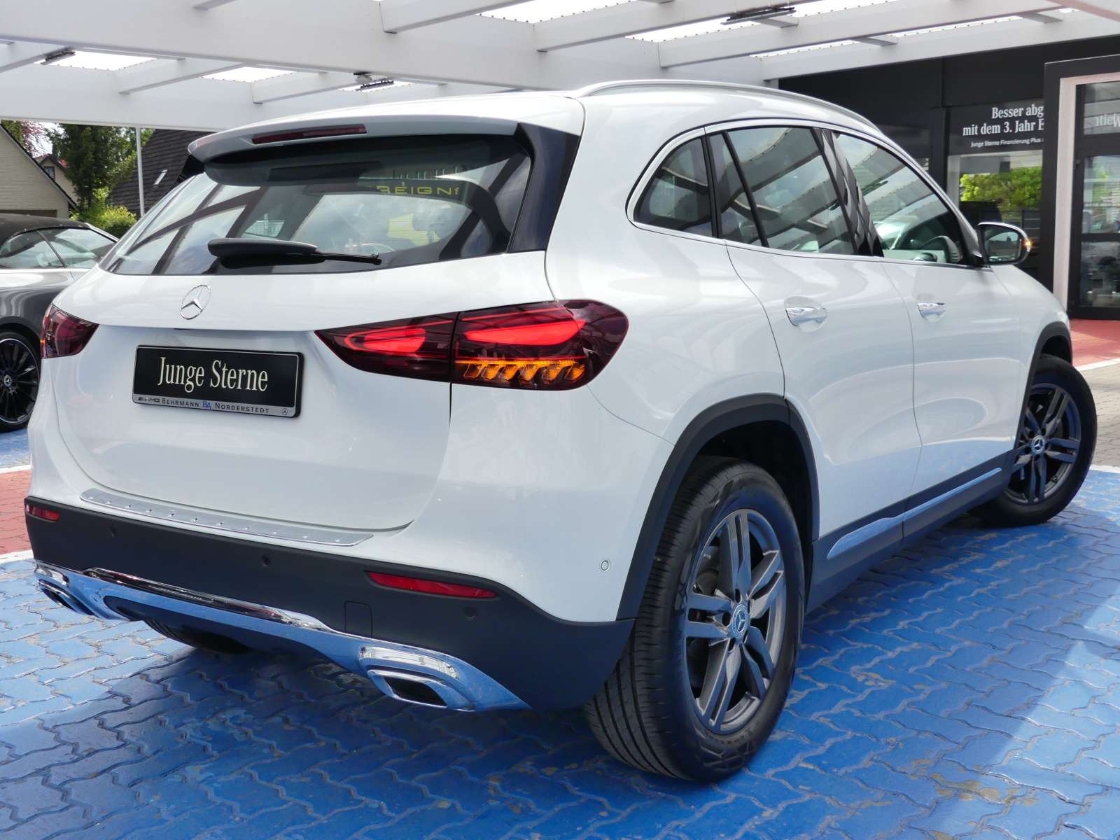 Mercedes-Benz GLA 220