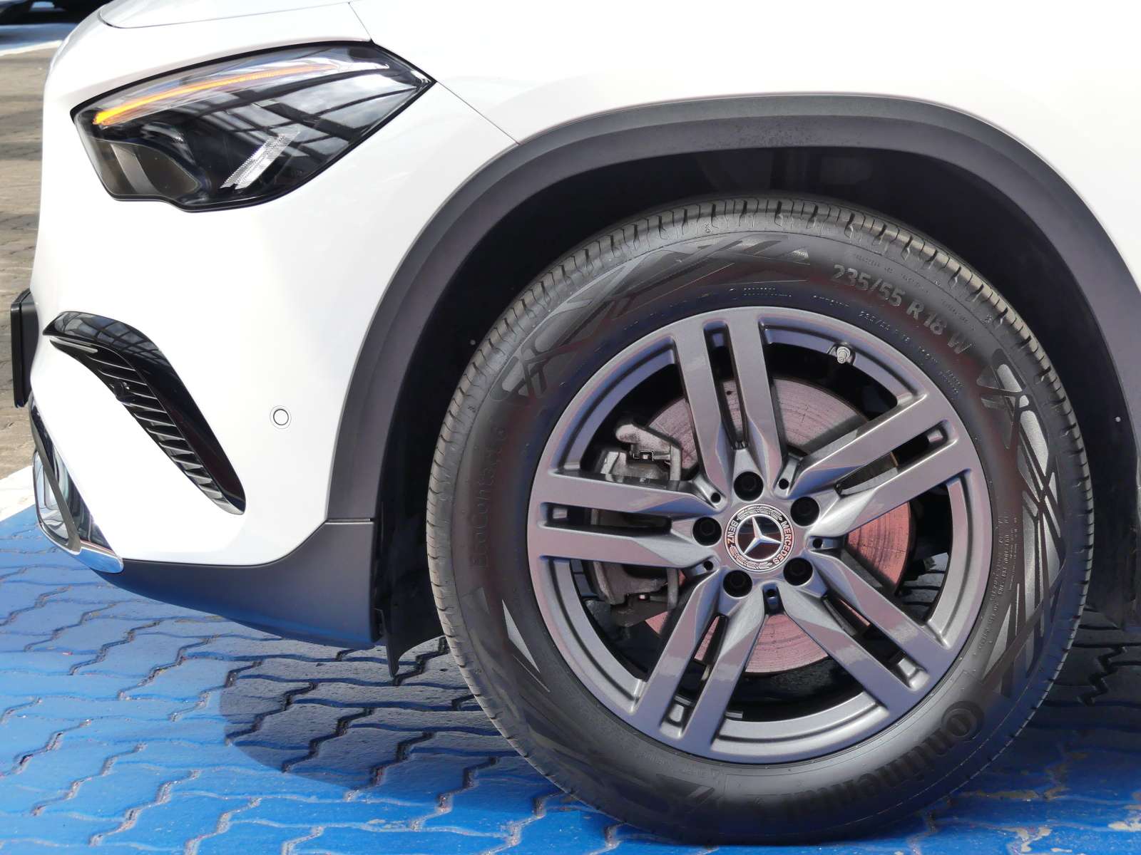 Mercedes-Benz GLA 220