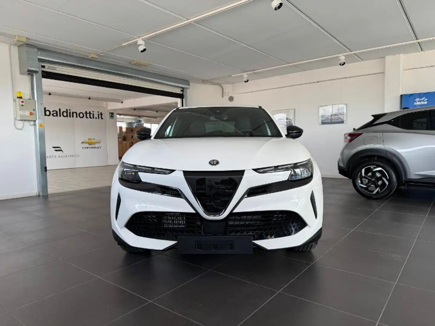 Alfa Romeo Junior Junior 1.2 136 CV Hybrid eDCT6 Speciale Alb - 2