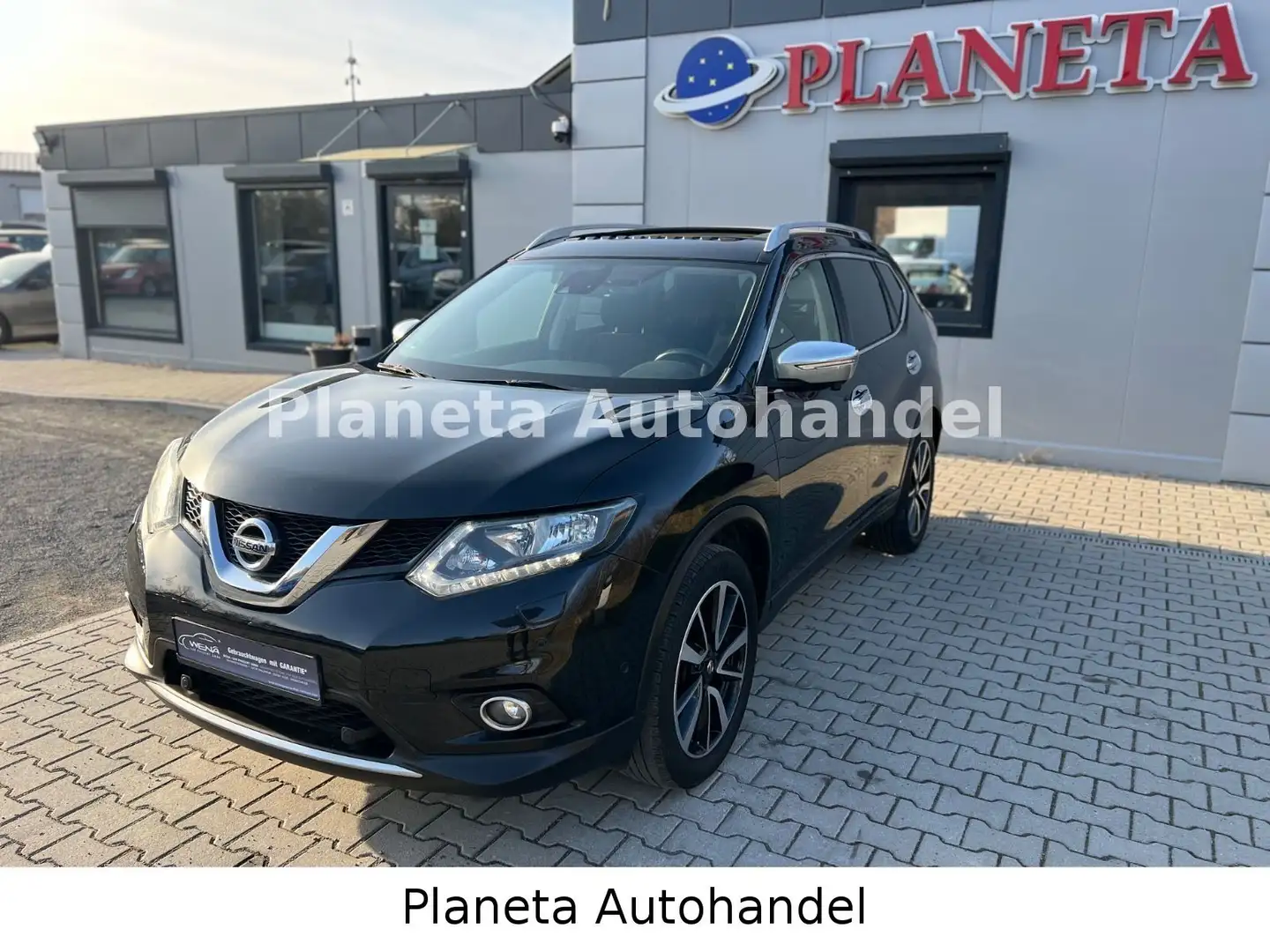 Nissan X-Trail *AUOMATIK*PANORAMA*7/SITZE*360°CAM*AHK* Schwarz - 2
