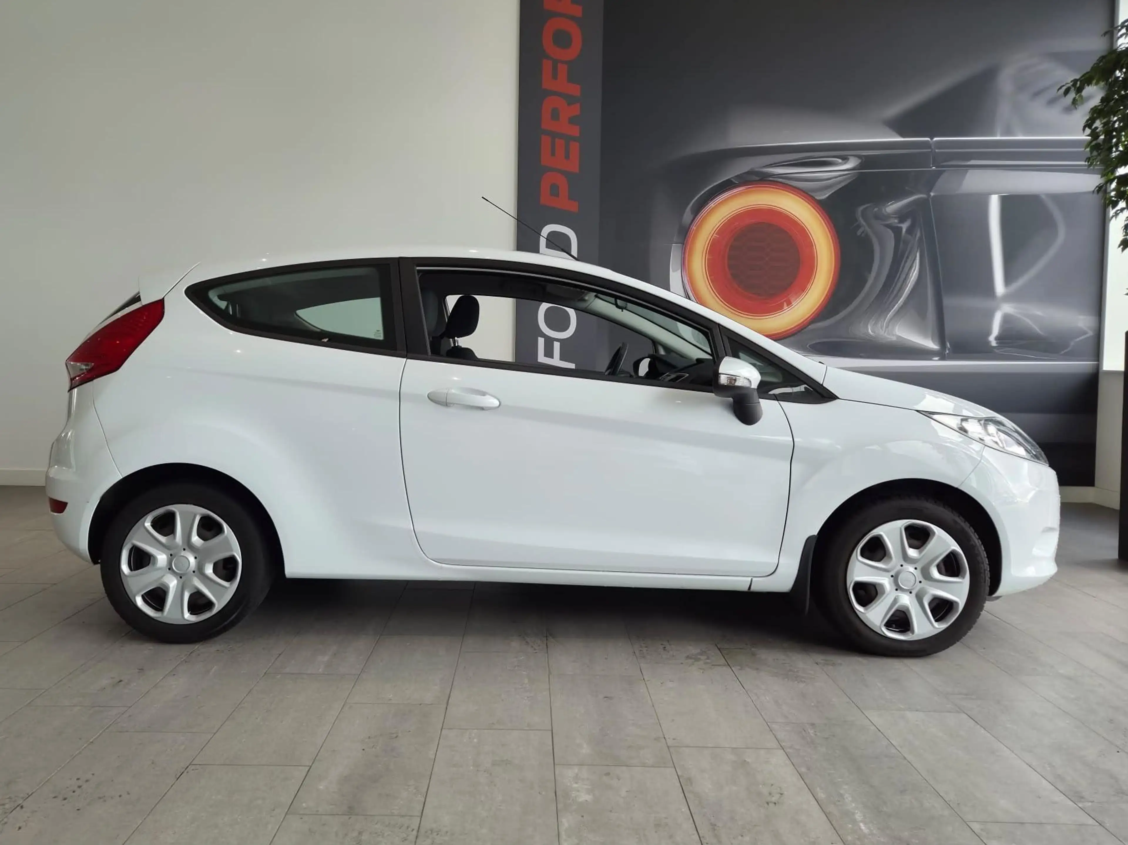 Ford Fiesta 1.25 Limited | AIRCO | 12 MND BOVAG | — photo 4