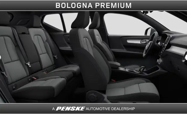 Volvo XC40 view 4