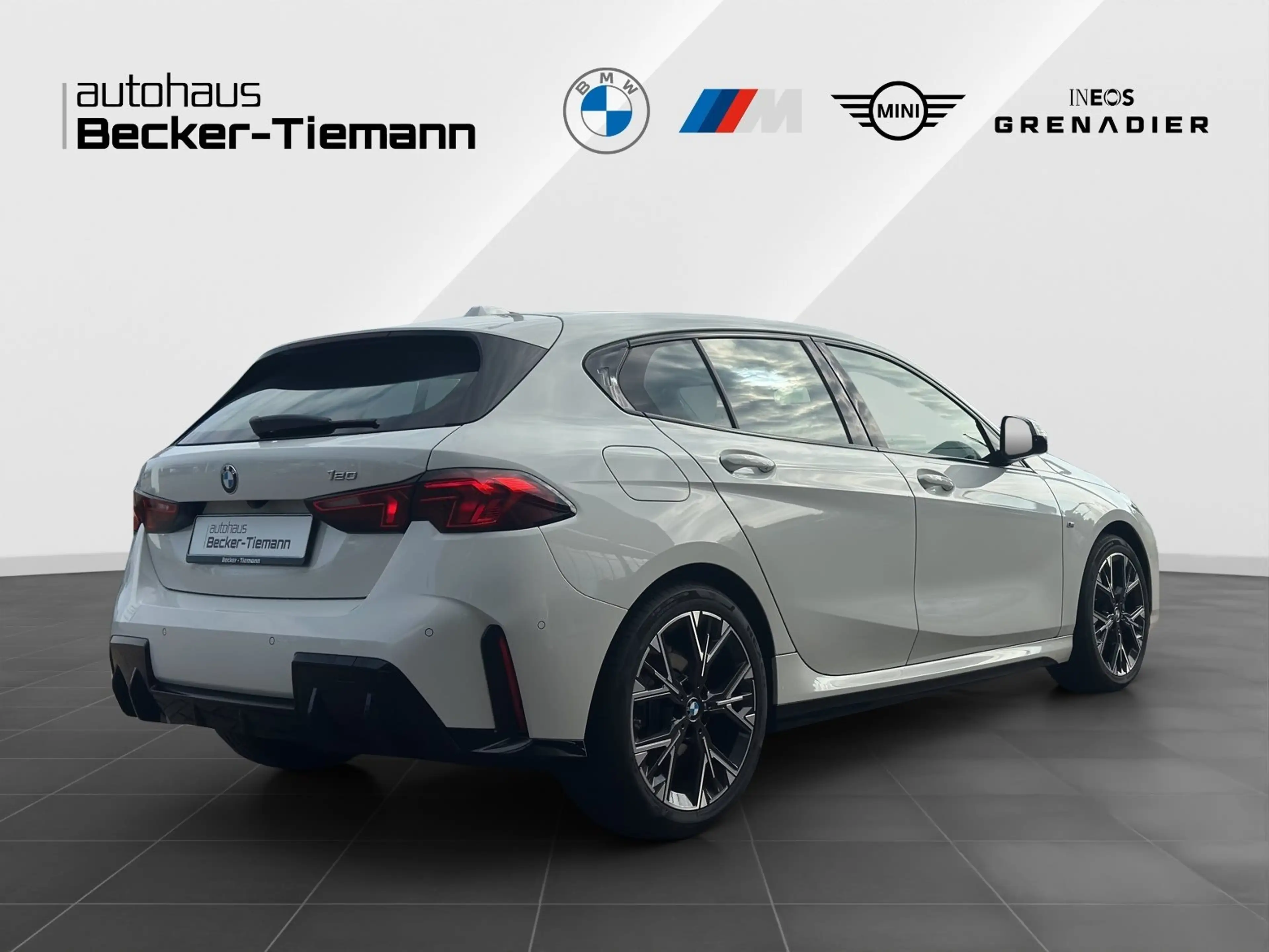 BMW 120 M Sport | 360°Kamera | Head-Up | Navi | LED etc. — photo 6